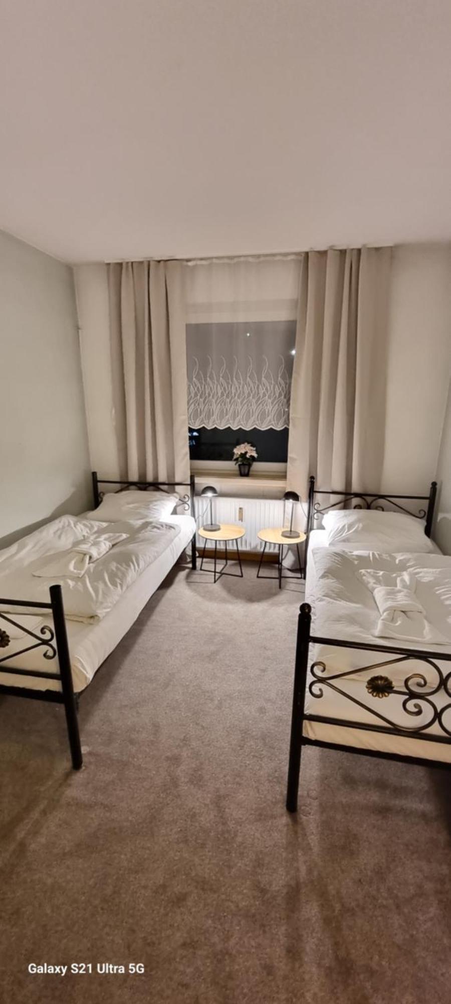 Bookiing Bungalow Kassel لوهْفيلدِن المظهر الخارجي الصورة