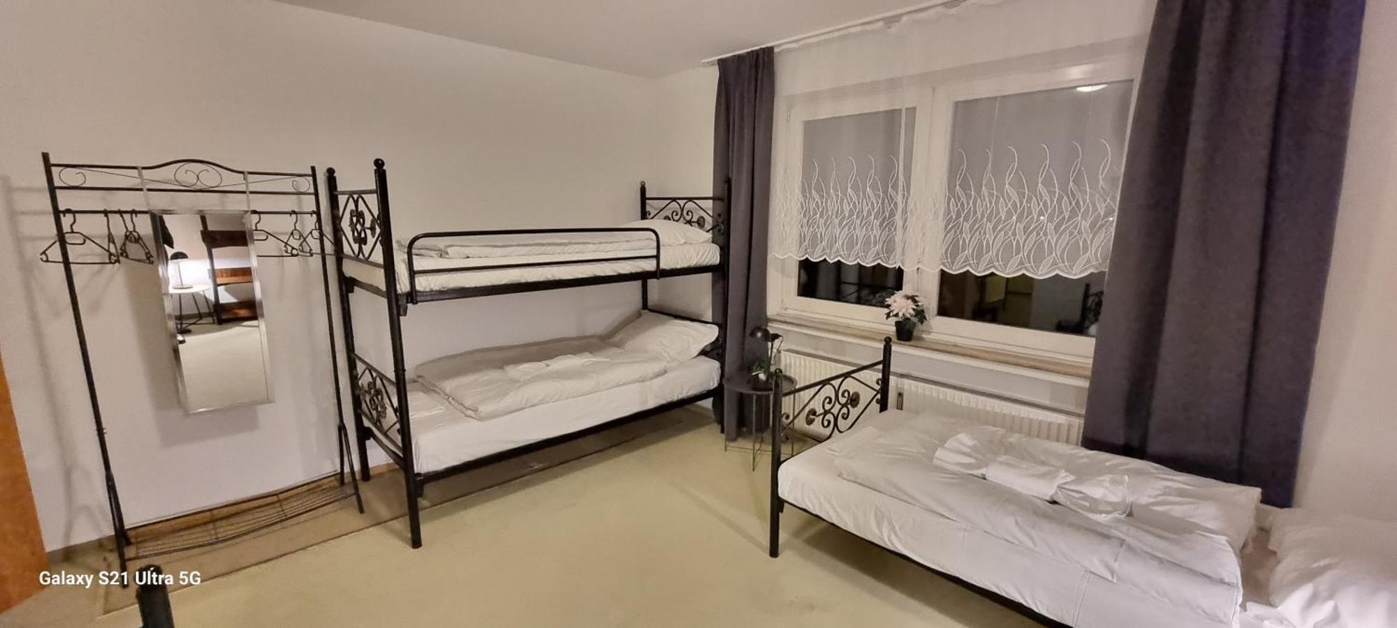 Bookiing Bungalow Kassel لوهْفيلدِن المظهر الخارجي الصورة