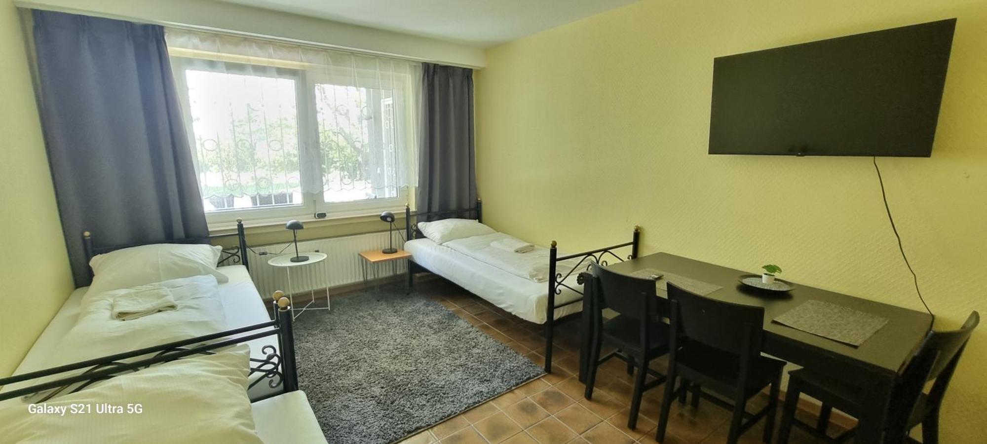Bookiing Bungalow Kassel لوهْفيلدِن المظهر الخارجي الصورة