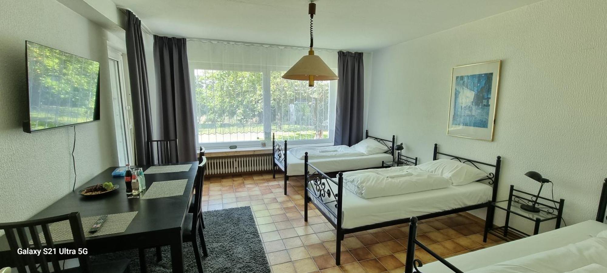 Bookiing Bungalow Kassel لوهْفيلدِن المظهر الخارجي الصورة