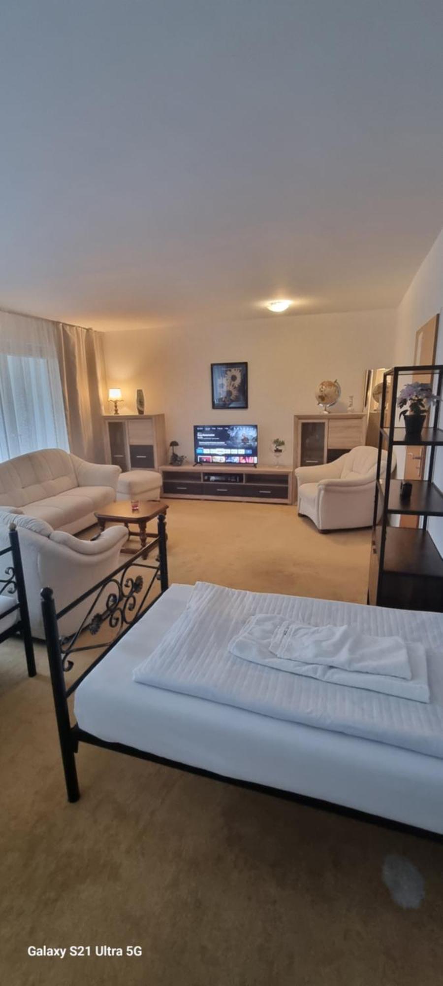 Bookiing Bungalow Kassel لوهْفيلدِن المظهر الخارجي الصورة